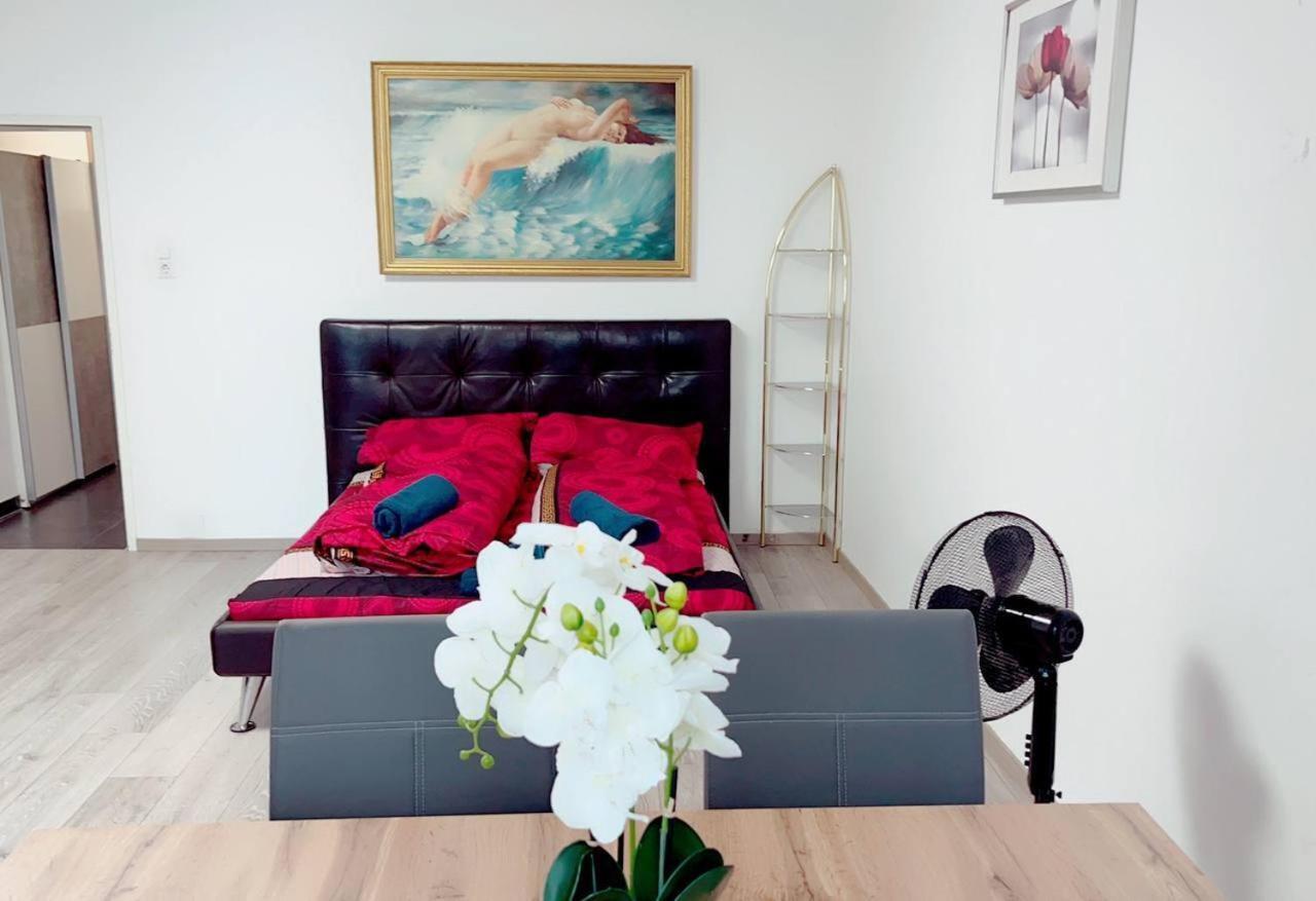 X Aug 2024 Comfort Apartment 5P Af Вена Экстерьер фото
